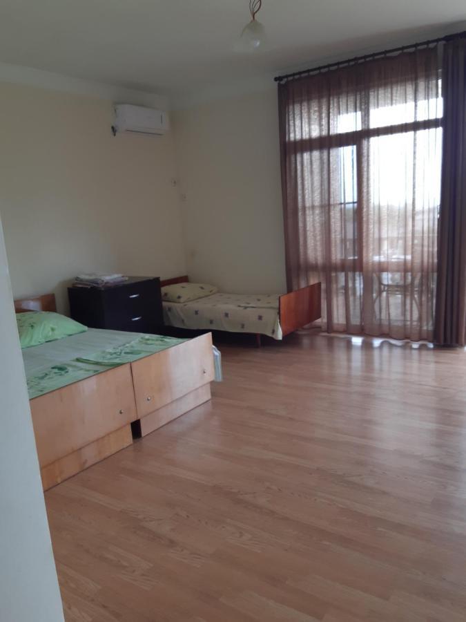 Guesthouse On Topchan 17 New Athos Buitenkant foto