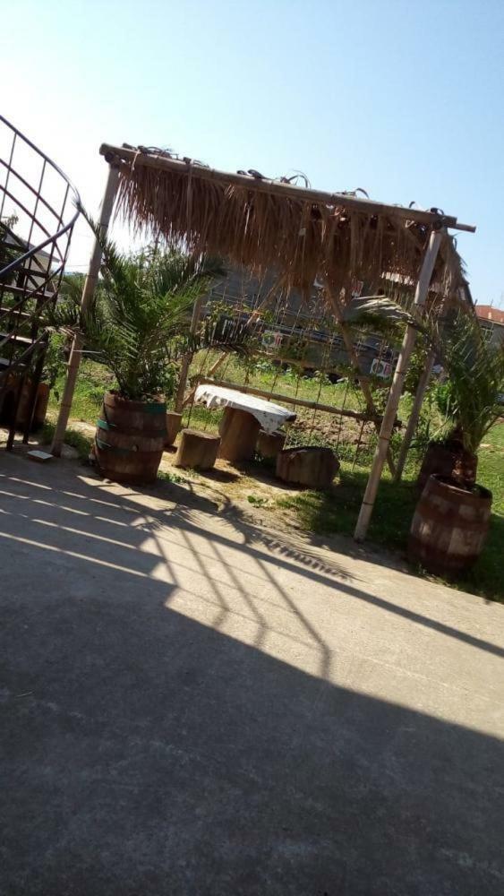 Guesthouse On Topchan 17 New Athos Buitenkant foto